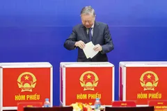 Tổng Bí thư Tô Lâm bỏ phiếu bầu cử đại biểu Quốc hội khóa XVI và đại biểu HĐND các cấp