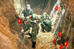 500 ngày đêm chạy đua với thời gian thực hiện sứ mệnh lịch sử