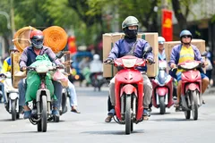 Nhọc nhằn mưu sinh những ngày nắng, nóng