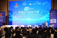 Cần không gian phát triển tương xứng để hút vốn công nghệ cao