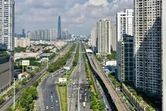 Metro Line 1 runs along Vo Nguyen Giap Street in An Khanh Ward, HCMC. (Photo: SGGP)