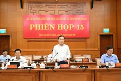 Mr. Tran Luu Quang, Member of the Politburo, Secretary of the Ho Chi Minh City Party Committee, and Head of the Steering Committee, chairs the meeting. (Photo: SGGP)