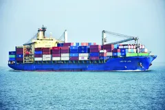 Giá cước vận tải container nội địa tăng cao