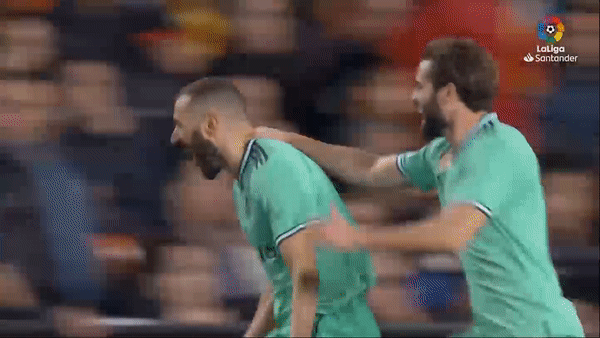 Valencia - Real Madrid 1-1: Soler mở tỷ số, Benzema gỡ hòa, thủ thành Courtois xuất thần kiến tạo