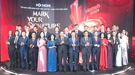 Viettel tôn vinh 20 "ngôi sao" xuất sắc trên mọi lĩnh vực
