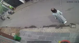 Hình ảnh vụ án được trích xuất từ camera nhà dân. Ảnh: CATĐN