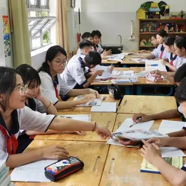 Podcast: Quy định mới về khen thưởng, kỷ luật học sinh: Tính nhân văn sẽ siết chặt kỷ cương trường học? 
