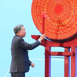 Podcast bản tin trưa 5-9: Tổng Bí thư Tô Lâm đánh trống khai giảng năm học 2025-2026
