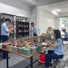 Podcast bản tin tối 13-6: Bộ NN-MT phủ nhận thông tin “vỡ đập thủy lợi”; Thu giữ 5.400 tuýp thuốc trị ngứa ngoài da