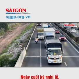Ngày cuối kỳ nghỉ lễ, người dân đổ về TPHCM, nhiều tuyến đường cửa ngõ ùn tắc