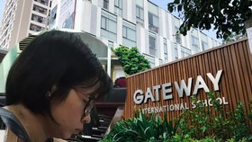 Vụ bé trai trường Gateway tử vong: Khởi tố cô giáo chủ nhiệm