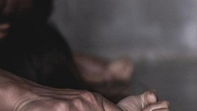 Quen qua mạng xã hội, bé gái 12 tuổi bị gã thanh niên hiếp dâm