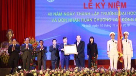 Trường Đại học Luật Hà Nội đón nhận Huân chương Lao động hạng Nhất lần thứ 2