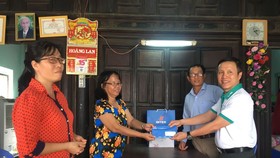 Công bố Chương trình “Đồng hành cùng giáo viên vượt khó”