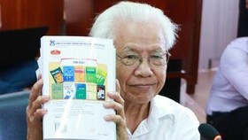 Thủ tướng yêu cầu đánh giá lại sách của GS Hồ Ngọc Đại