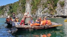 Plan to raise Ha Long Bay entrance fees halted
