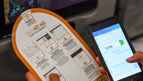 Vietnam Airlines pilots free wifi service for 30 minutes