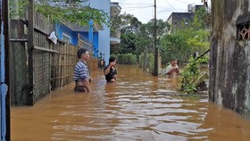 Prolonged downpour submerges over 100 houses in Lam Dong