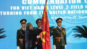 Phó Thủ tướng Thường trực Trương Hòa Bình trao Huân chương Bảo vệ Tổ quốc cho Cục Gìn giữ hòa bình Việt Nam (Bộ Quốc phòng)