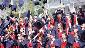 Vô tư… cấp sai văn bằng, chứng chỉ