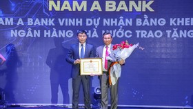 Nam A Bank nhận bằng khen của Thống đốc Ngân hàng Nhà nước Việt Nam