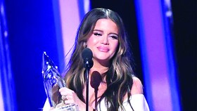 Giải Album của năm đã thuộc về Maren Morris với album Girl.