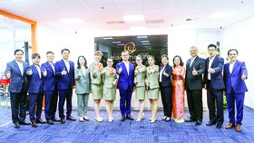 Hanwha Life Việt Nam khai trương trung tâm phục vụ khách hàng tại TPHCM