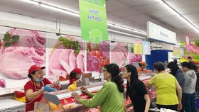 Nuôi heo sinh học để bình ổn giá thực phẩm Tết Nguyên đán Canh Tý 2020