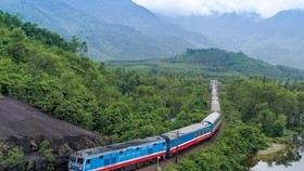 A train in Vietnam (Photo: VNA)