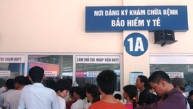 Gần 900 người chết vẫn "khám chữa bệnh" bằng bảo hiểm y tế - Vì sao?