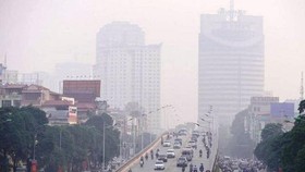 Không khí ô nhiễm trầm trọng - Người dân hạn chế ra khỏi nhà