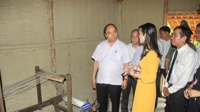 Thủ tướng Nguyễn Xuân Phúc cùng các đồng chí lãnh đạo Đảng và Nhà nước thăm Nhà lưu niệm Bác Hồ tại Huế