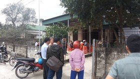 Cơ quan chức năng có mặt tại hiện trường để điều tra làm rõ nguyên nhân vụ việc