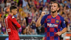 Ivan Rakitic đánh mất vị trí quá nhanh ở Barca. Ảnh: Getty Images
