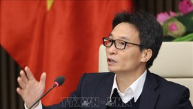 Phó Thủ tướng Vũ Đức Đam, Trưởng ban chỉ đạo liên ngành Trung ương về an toàn thực phẩm giao nhiệm vụ cho các bộ, ngành liên quan kịp thời, kiên quyết chấn chỉnh hoạt động kinh doanh thực phẩm chức năng. Ảnh: TTXVN