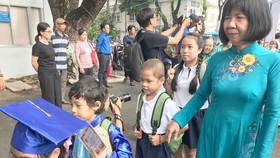 Cô giáo của những “chiến binh” ung thư