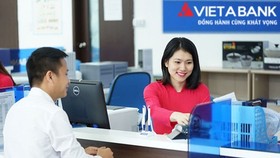 Customers are being served at VietABank.
