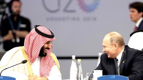 Thái tử Mohammed bin Salman và Tổng thống Nga Vladimir Putin tại Hội nghị Thượng đỉnh G20 ở Argentina năm 2018