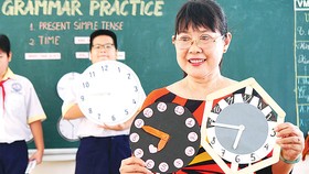 Cống hiến cho sự nghiệp trồng người