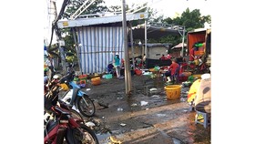 Ngán ngẩm vì chợ tự phát