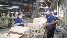 Người lao động khối doanh nghiệp nên được nghỉ chiều thứ bảy
