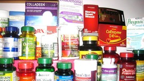 Đổ bệnh với thực phẩm chức năng: Cơ quan quản lý lúng túng chạy theo