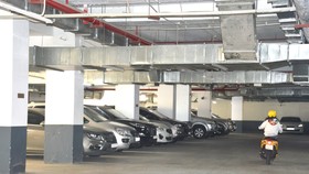 Giải bài toán chỗ đậu ô tô trong chung cư