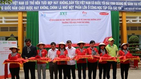 Quỹ "Vì cuộc sống tươi đẹp" tiếp tục bàn giao công trình nước sạch tại Tiền Giang