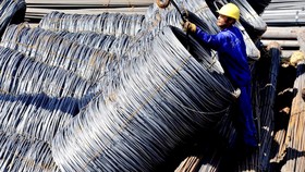 Thép Việt Nam vẫn gặp khó