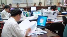 Bỏ viên chức suốt đời: Lo lắng là tín hiệu tốt