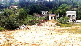 Sống lay lắt bên khu kinh tế