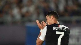 Ronaldo hốt hợp đồng 162 triệu euro với Nike