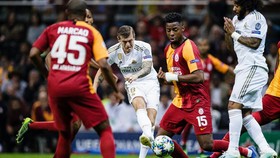 Pha ghi bàn của Toni Kroos vào lưới Galatasaray.