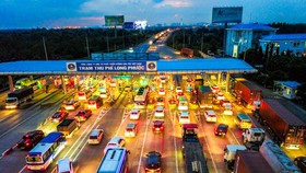 Hầu hết các dự án BOT đều tập trung vào hạ tầng giao thông và nợ phải trả từ nguồn thu phí. Ảnh: HOÀNG HÙNG